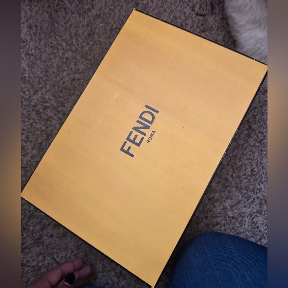 FENDI SANDALS - Picture 5 of 7